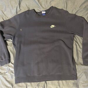 Nike Men's navy Sweater